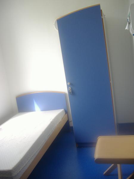 Mon lycé le lieu ou travaille ma collègue 